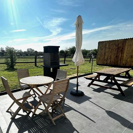 Le Clos De Baron Sur Odon, Un Havre De Paix. Dış mekan fotoğraf